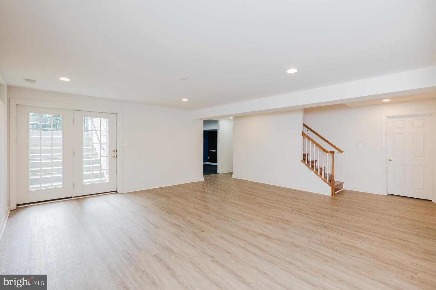 105 Bower Ln Property Photo 66