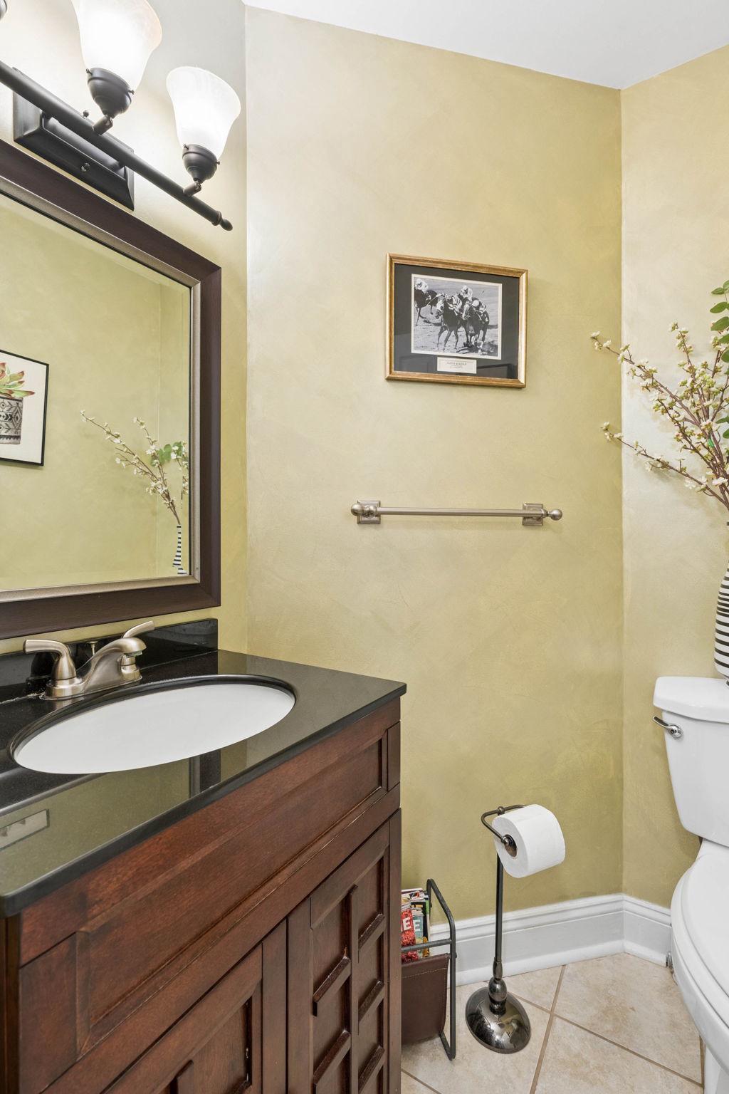 178 Ferring Ct Property Photo 8