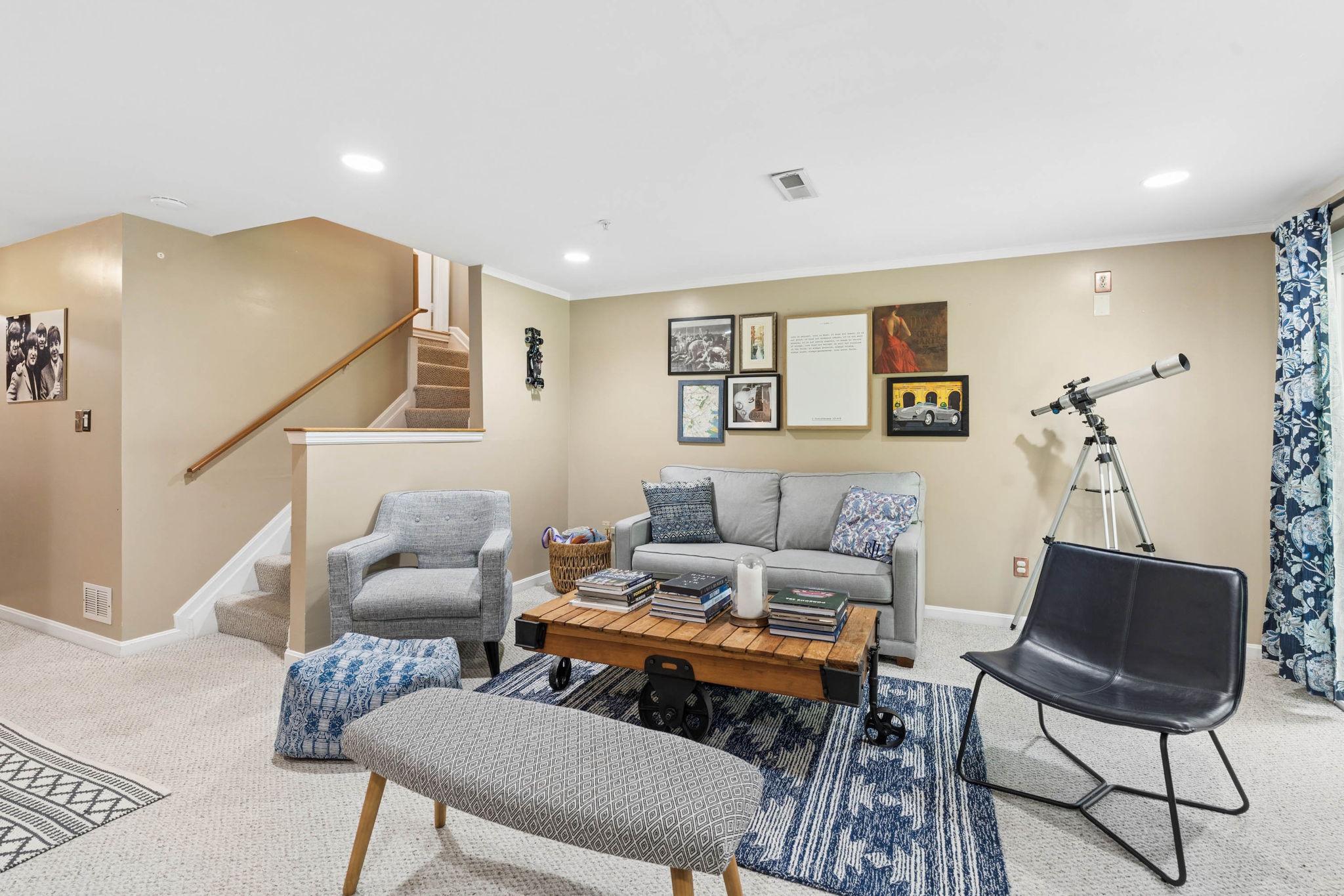 178 Ferring Ct Property Photo 43
