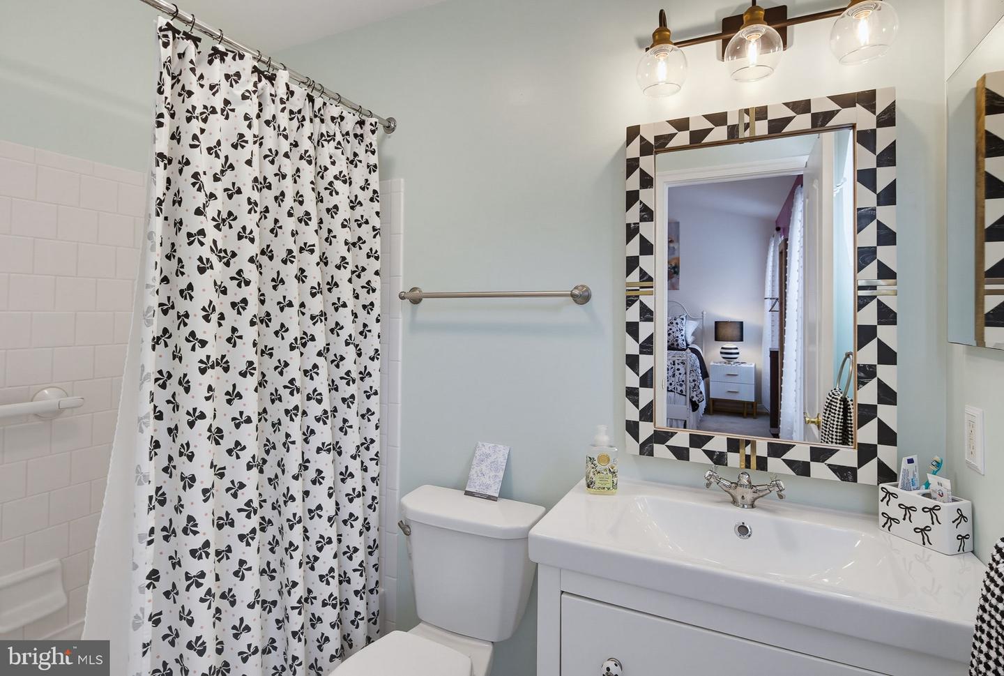 697 Kirkcaldy Way Property Photo 19