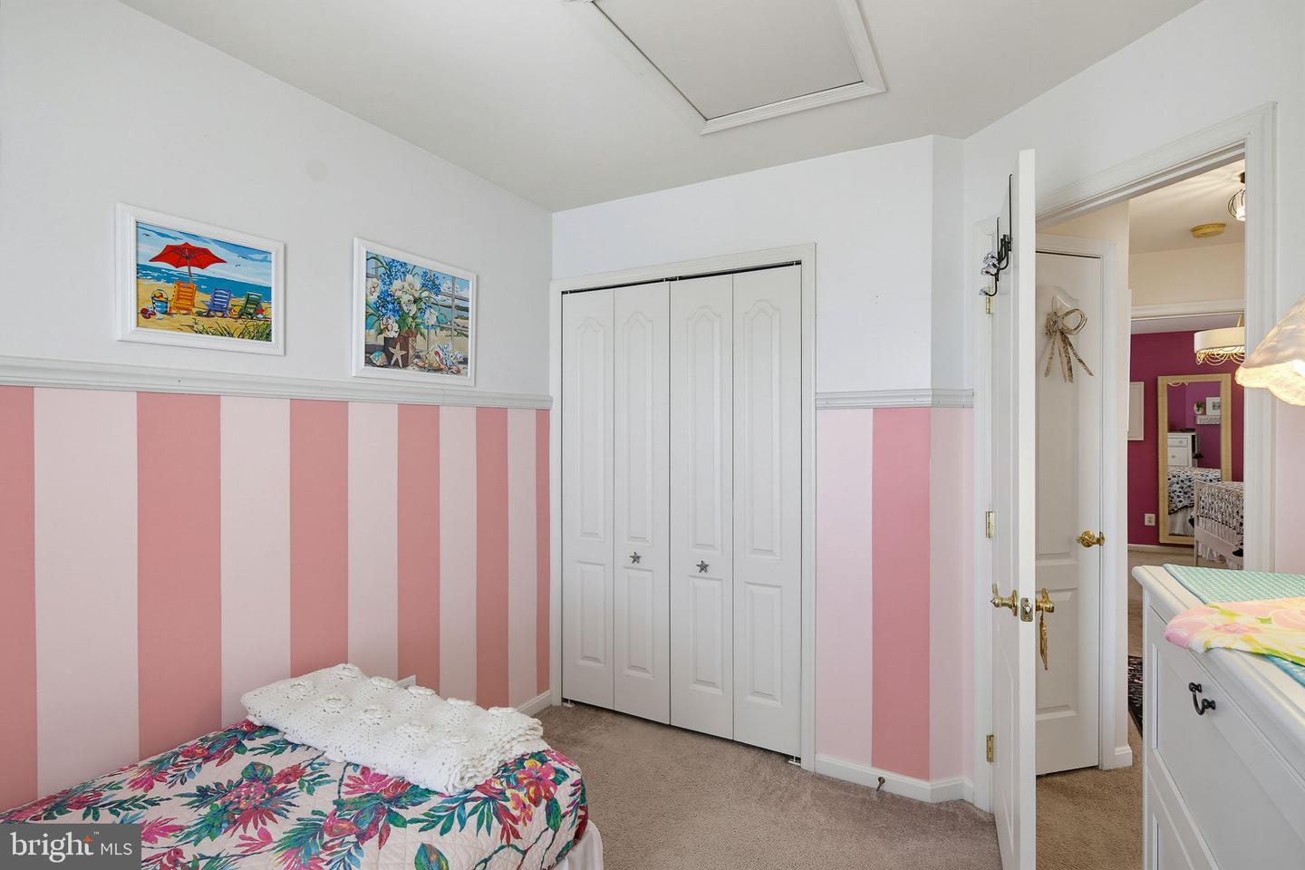 697 Kirkcaldy Way Property Photo 24