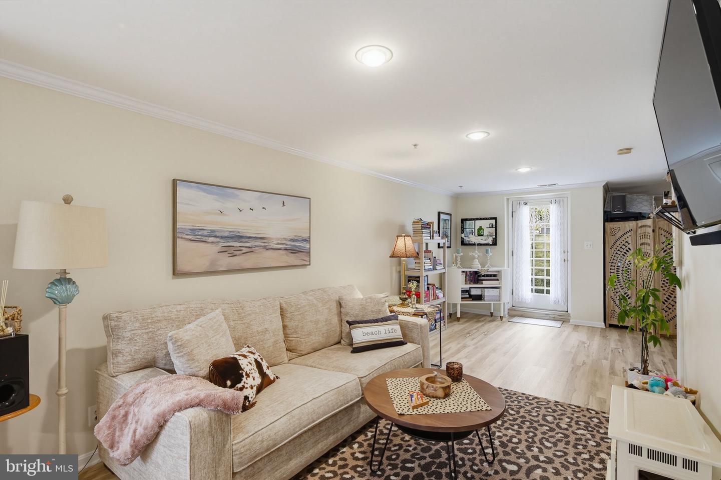 697 Kirkcaldy Way Property Photo 28