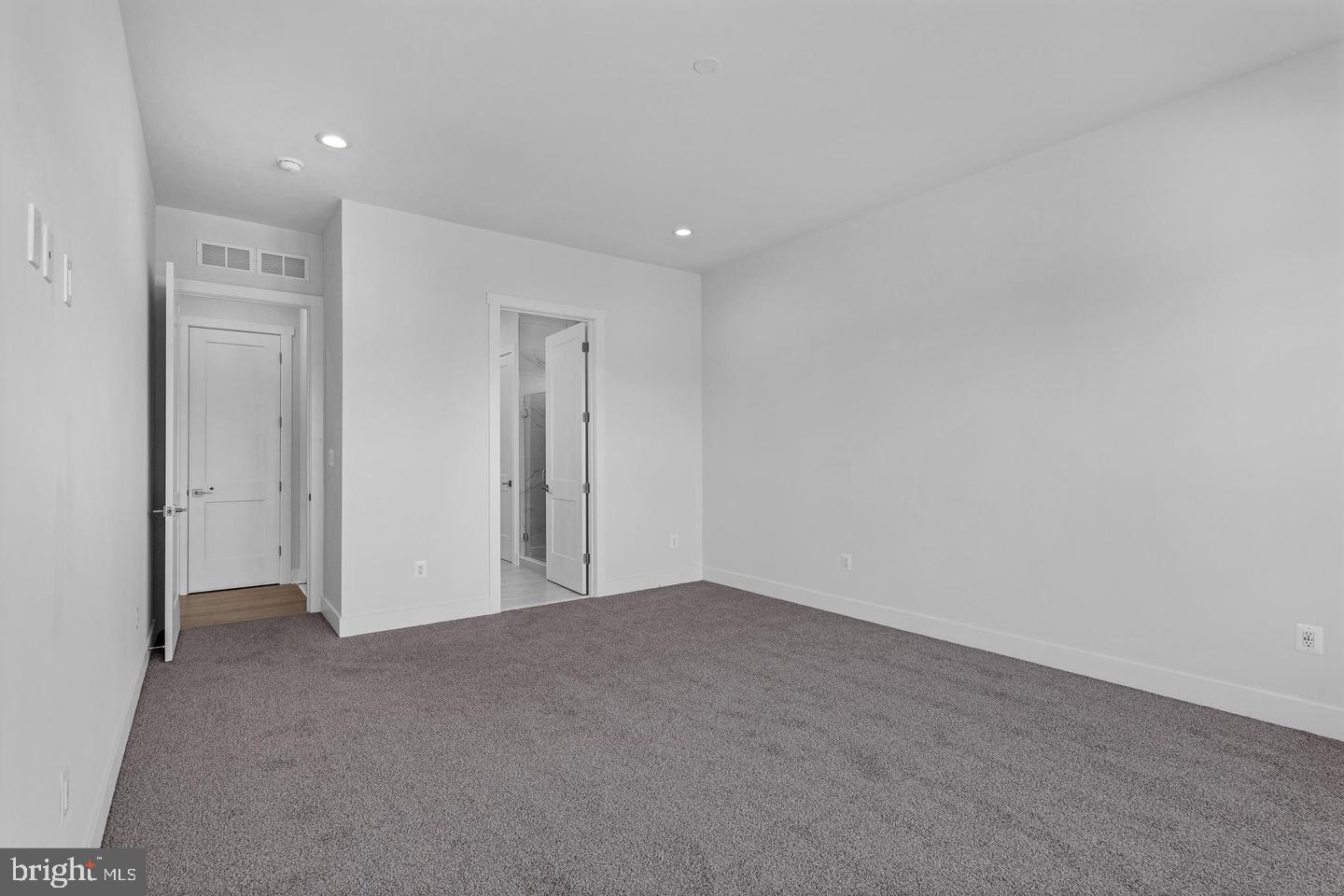 517 Whimsical Dr Property Photo 12