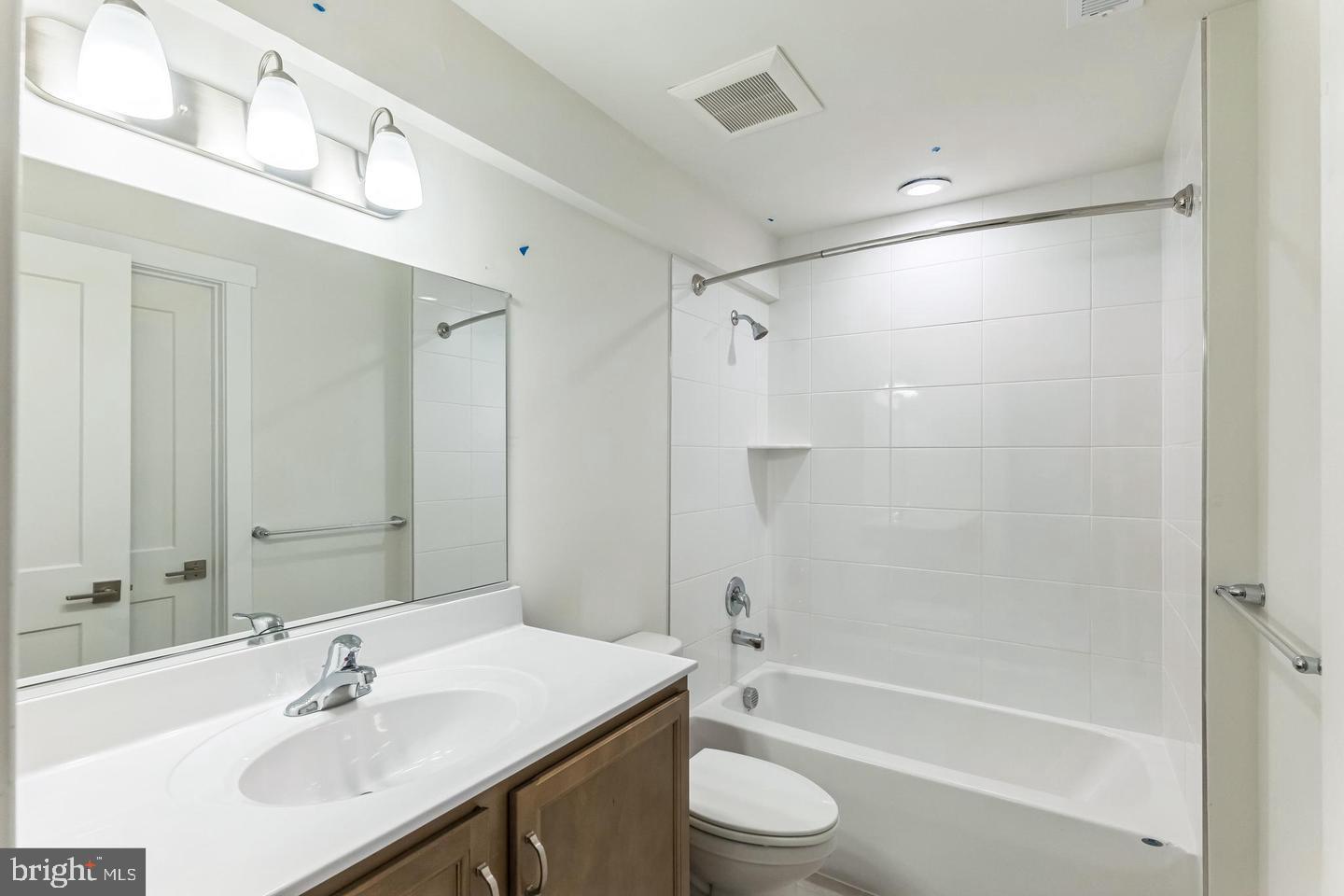517 Whimsical Dr Property Photo 13
