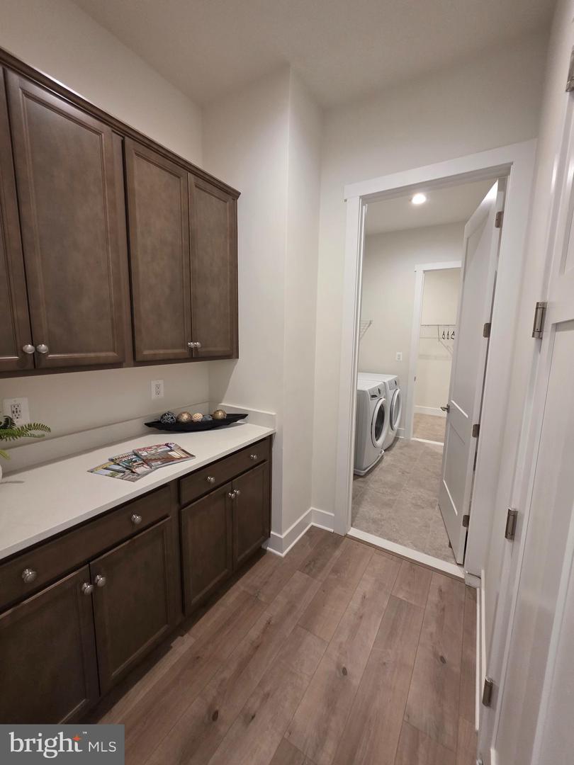 517 Whimsical Dr Property Photo 46