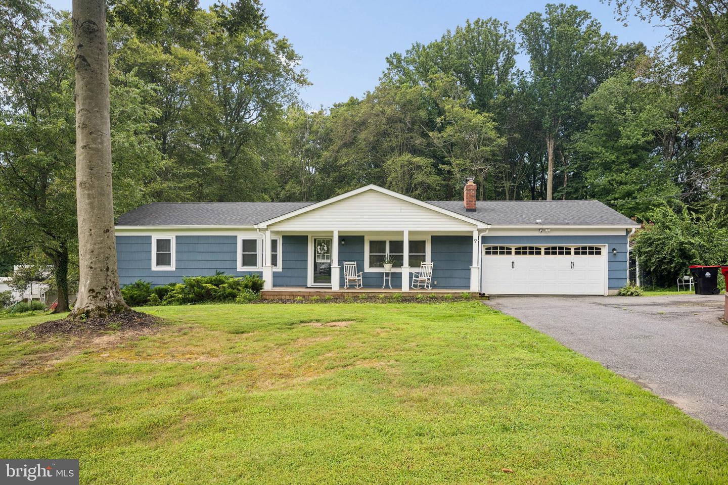 9 PORTER DR Property Photo 1