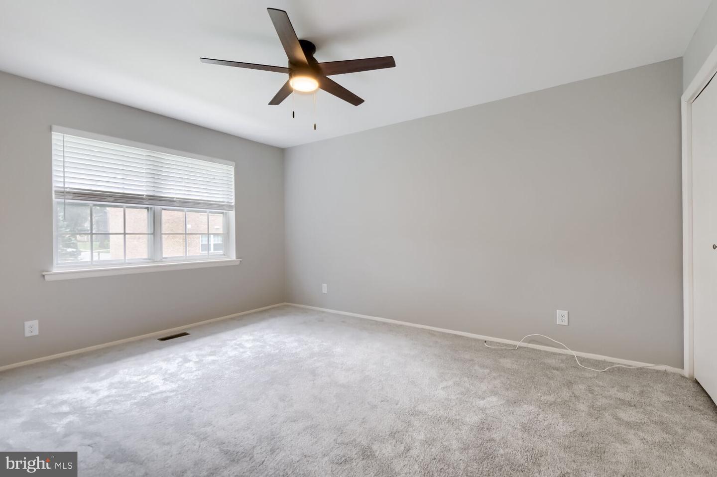 236-e Crocker Dr #236-e Property Photo 10