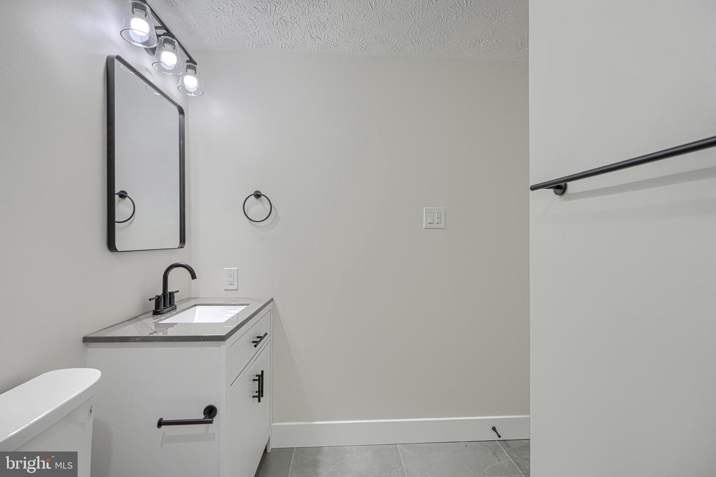 709 Paul Dr Property Photo 36