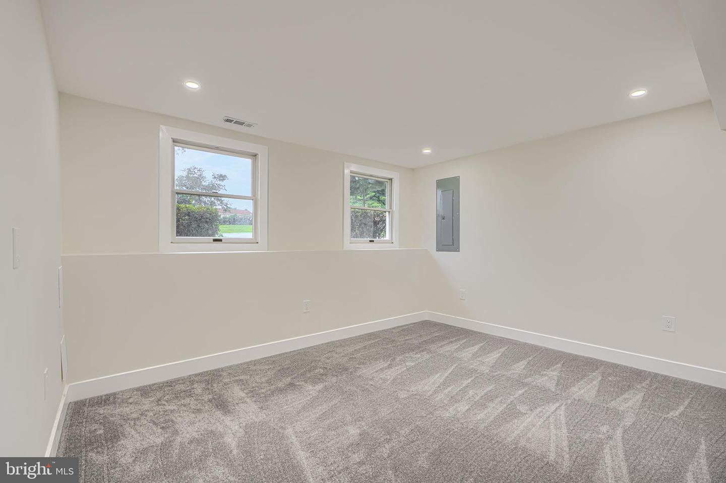 709 Paul Dr Property Photo 51