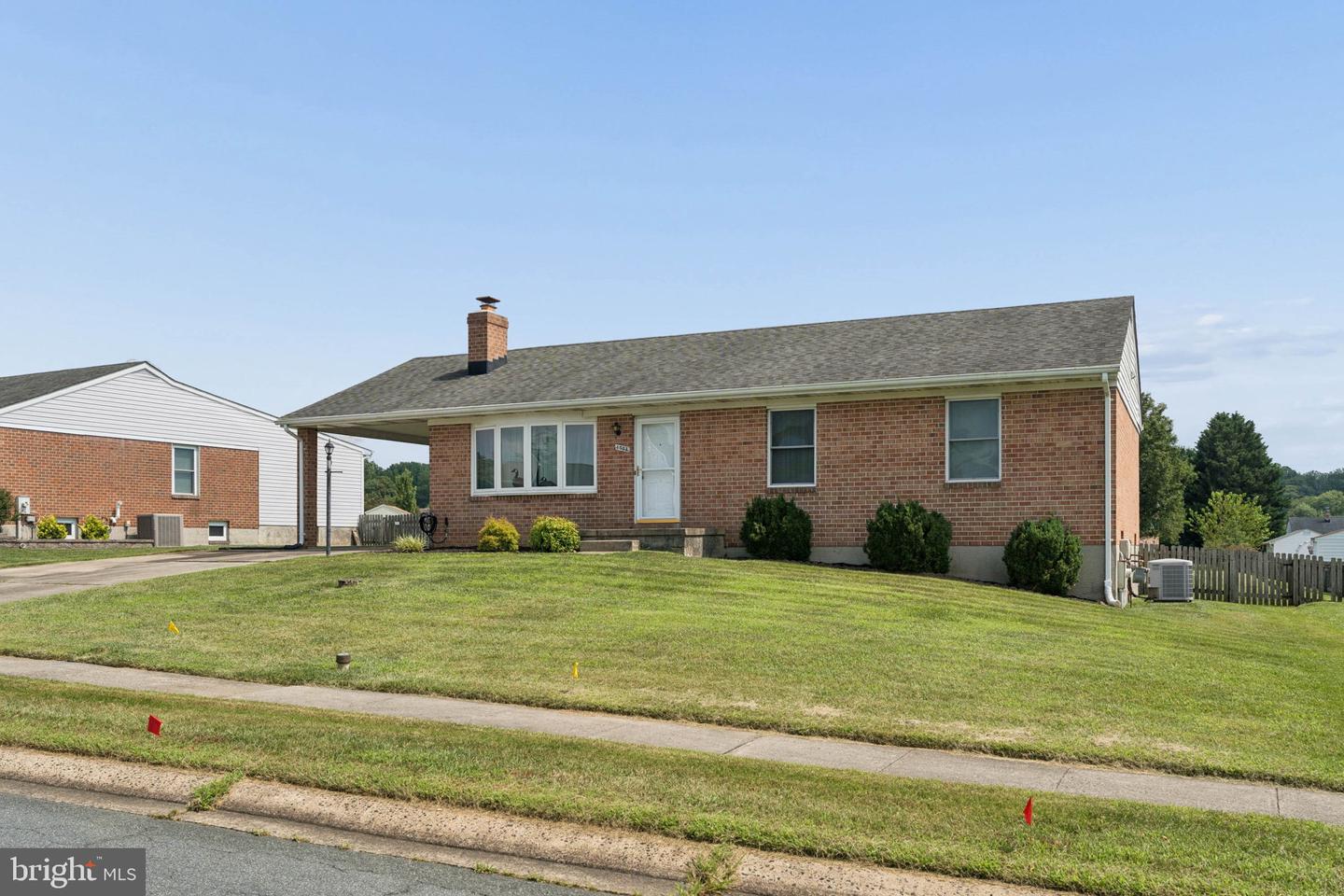1703 JENNINGS DR Property Photo 1