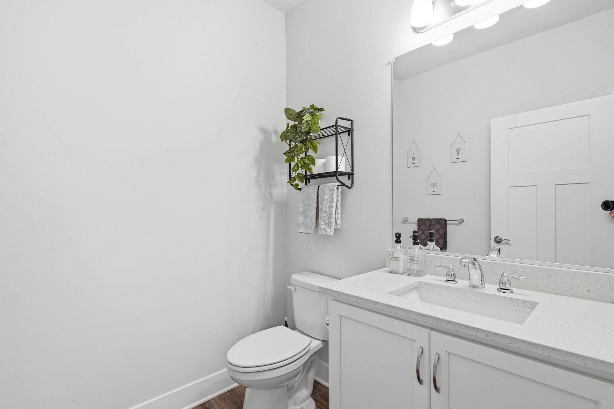 2422 Rosebud Way Property Photo 10