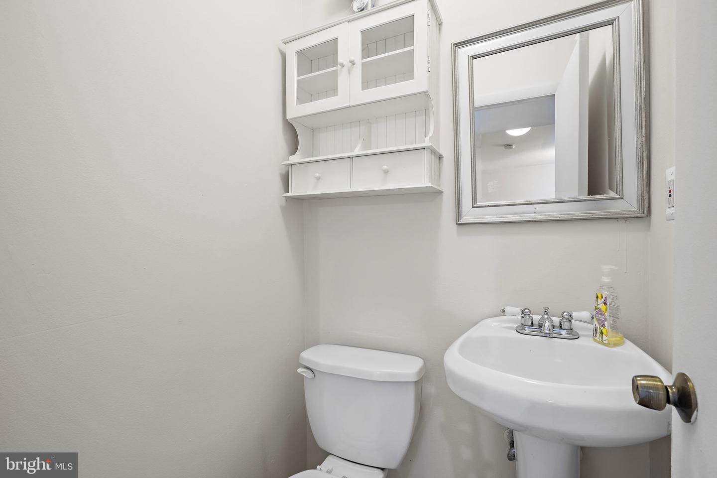 1919 Eloise Ln Property Photo 9