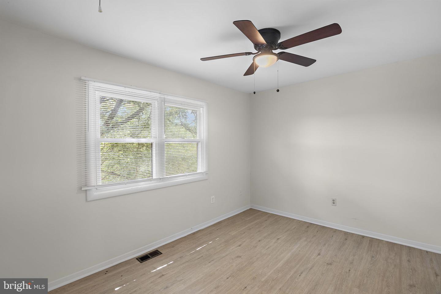 1919 Eloise Ln Property Photo 11