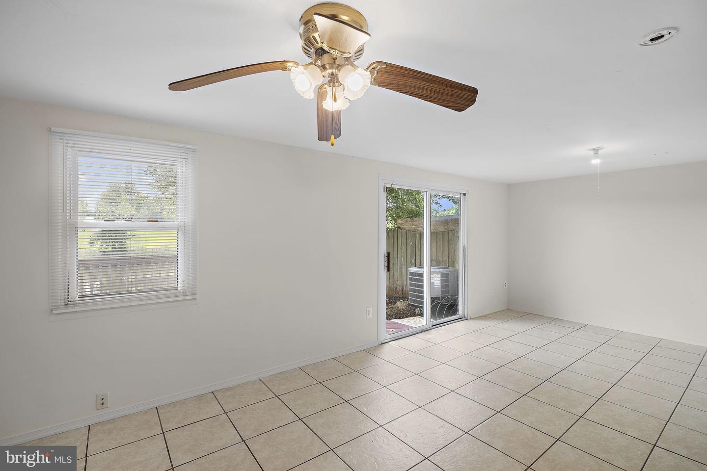 1919 Eloise Ln Property Photo 15