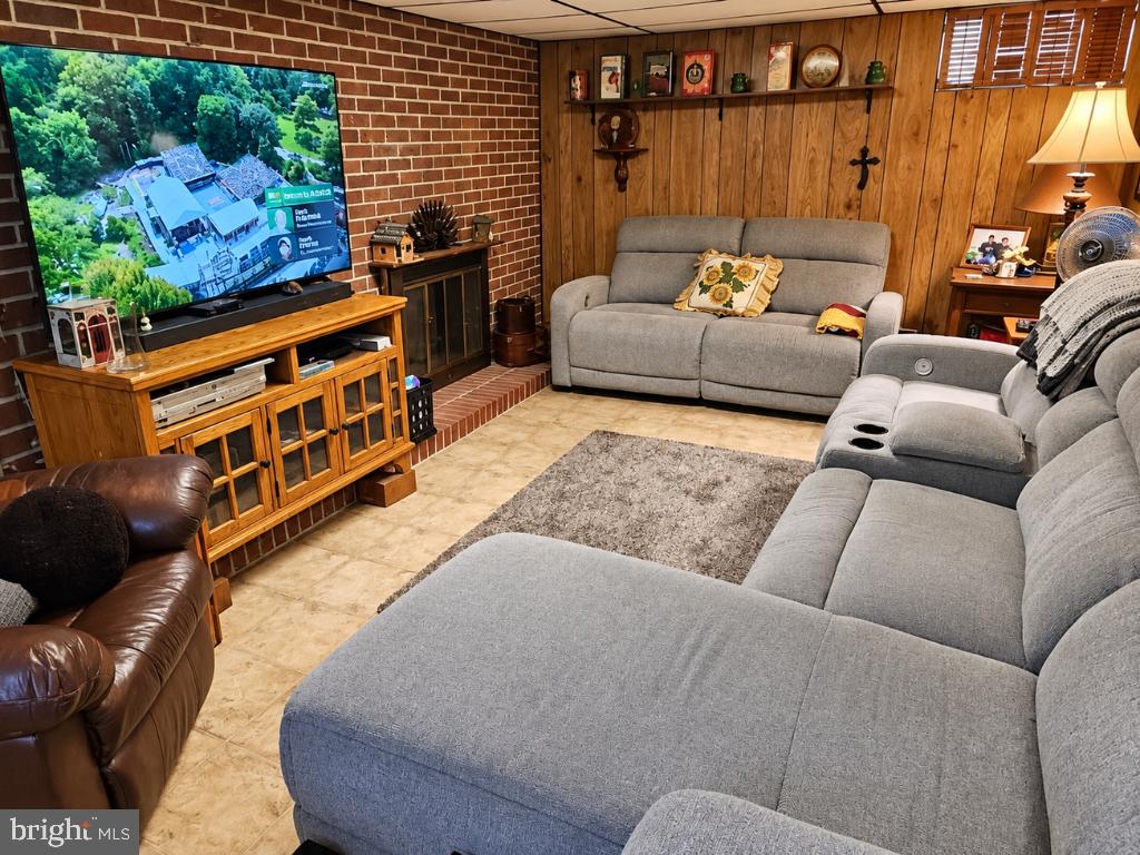 1512 Singer Rd Property Photo 5