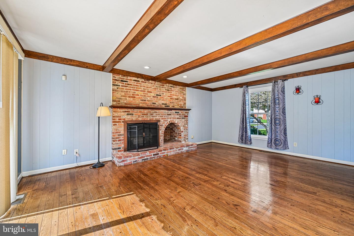 3222 Suffolk Ln Property Photo 7