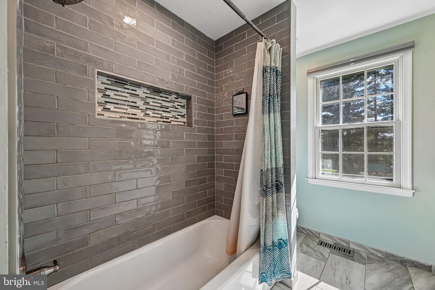 3222 Suffolk Ln Property Photo 17