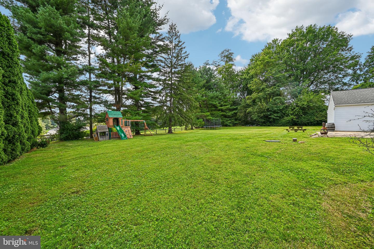 3222 Suffolk Ln Property Photo 35