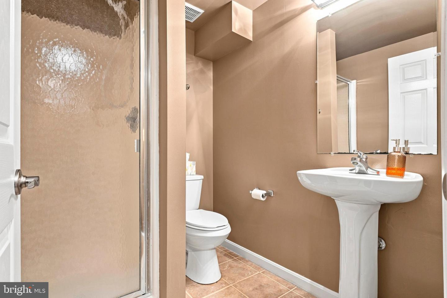 1120 Chatelaine Dr Property Photo 48