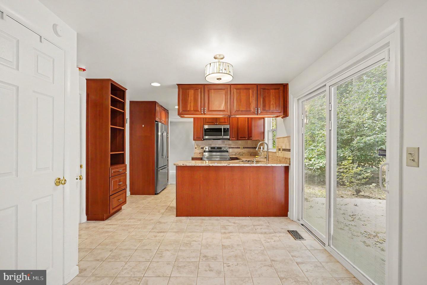 710 Fox Bow Dr Property Photo 15