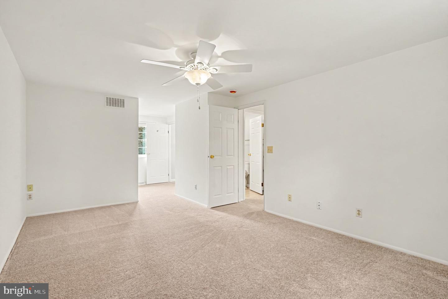 710 Fox Bow Dr Property Photo 22