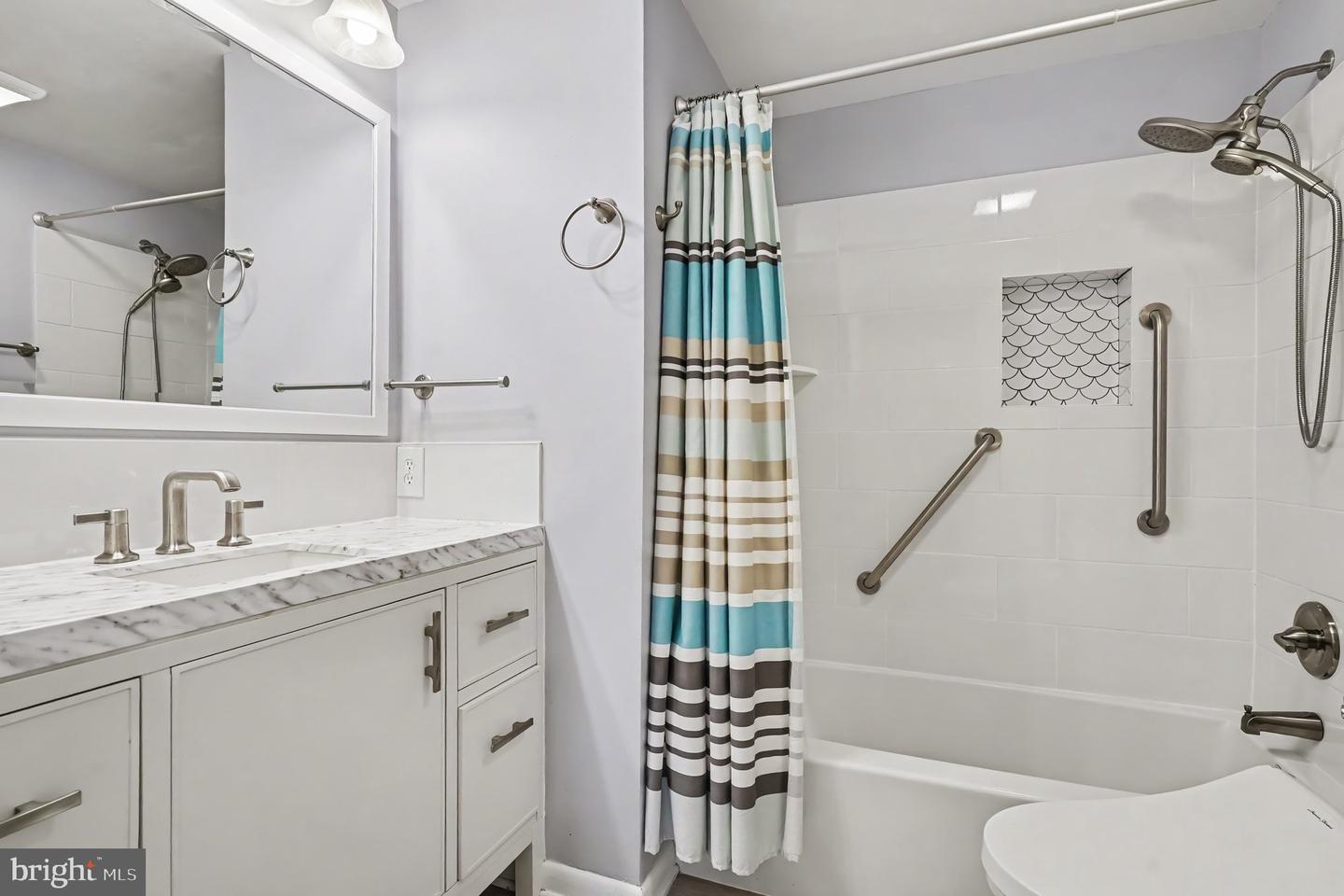 710 Fox Bow Dr Property Photo 30
