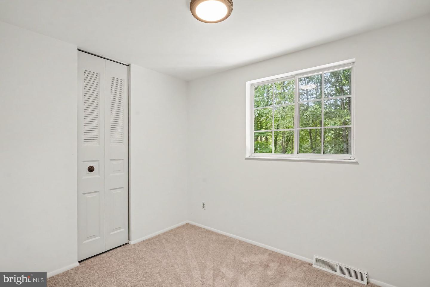 710 Fox Bow Dr Property Photo 34
