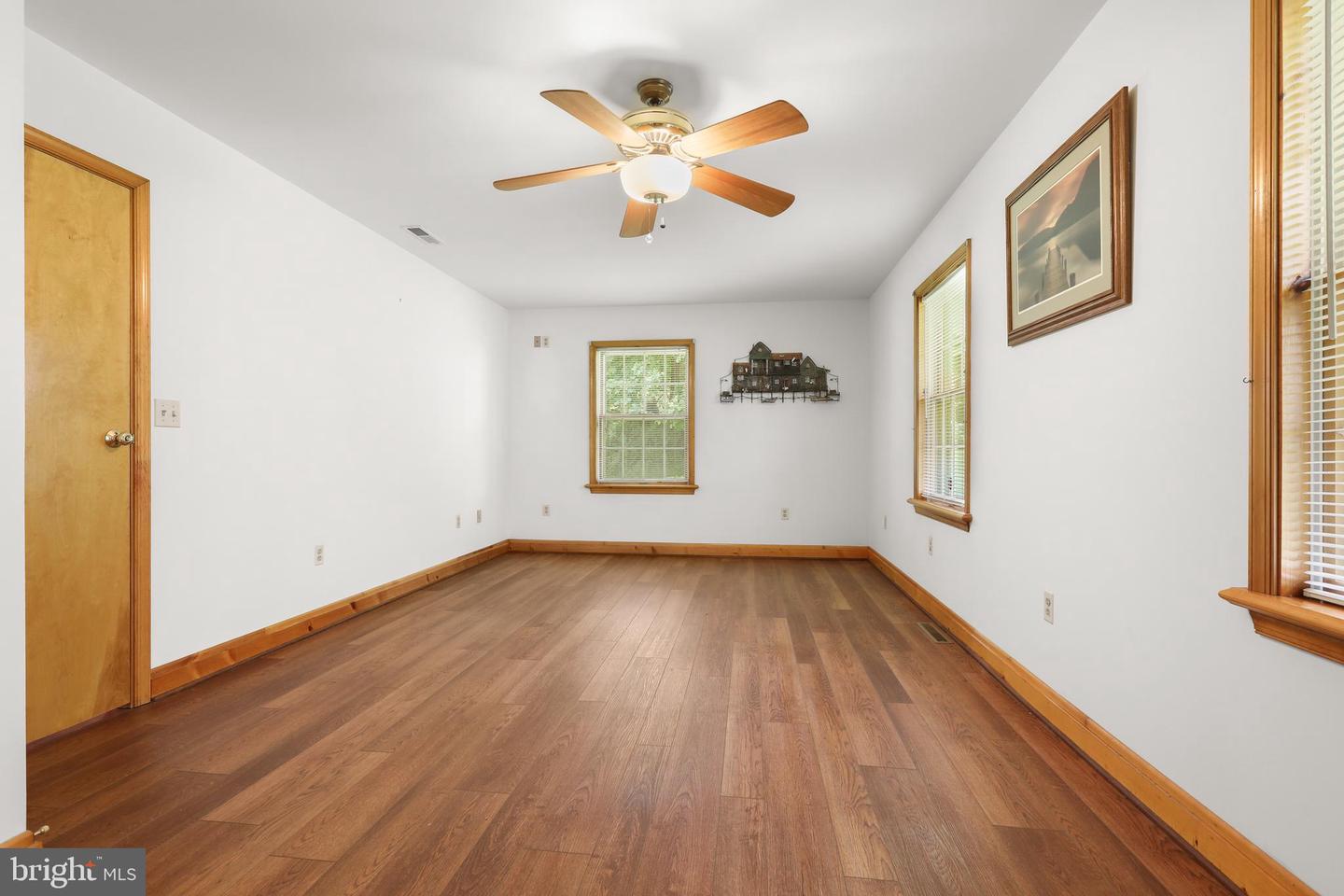 1915 Park Beach Dr Property Photo 39