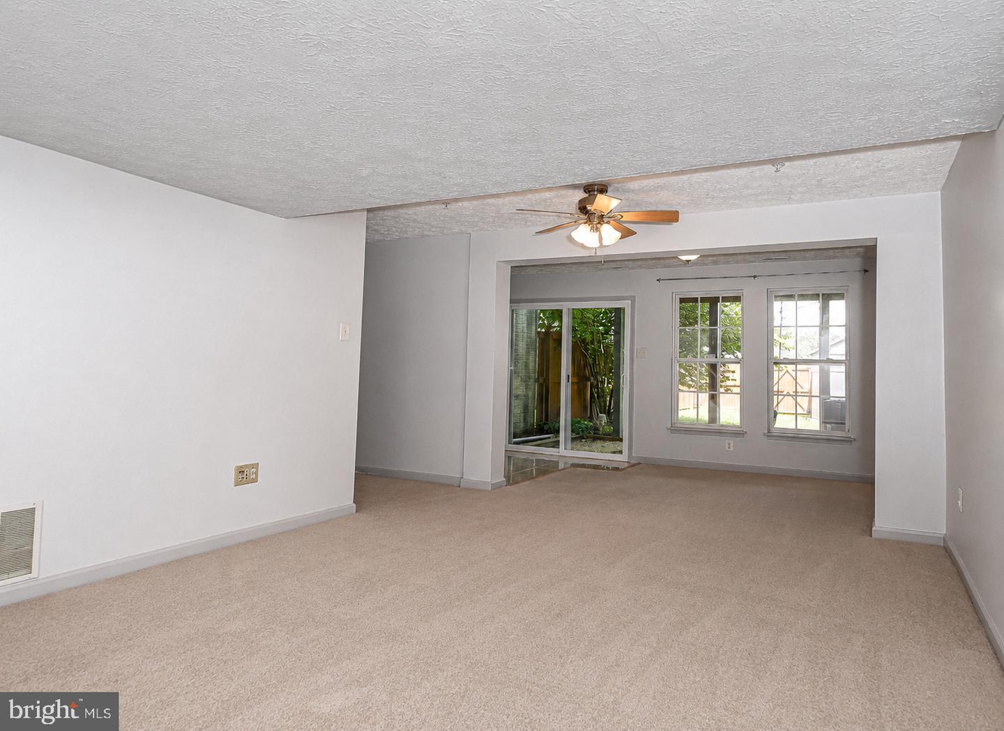 416 Mayapple Ct Property Photo 27