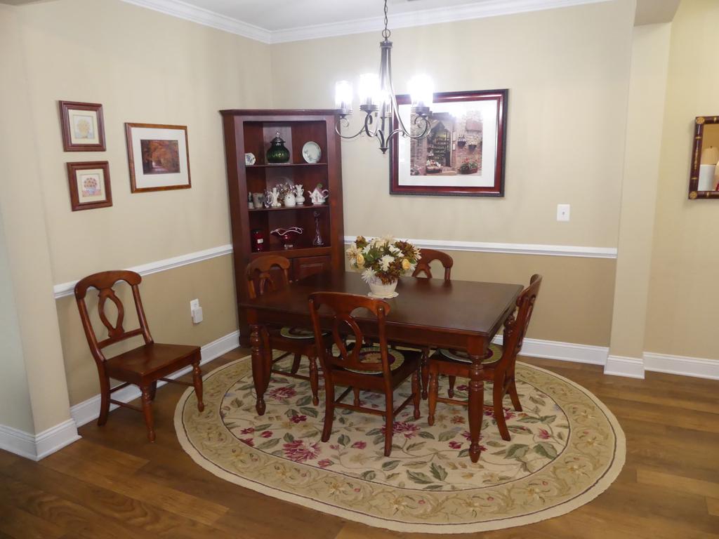 1817 Selvin Dr #401 & #7 Garage Property Photo 9