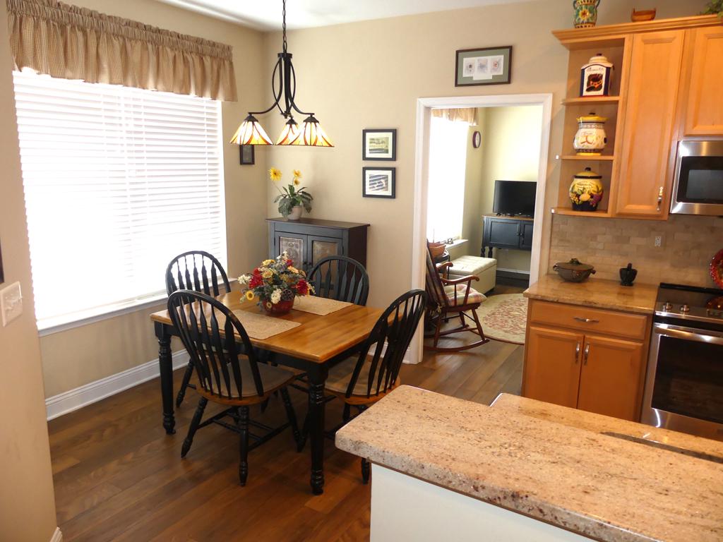 1817 Selvin Dr #401 & #7 Garage Property Photo 10