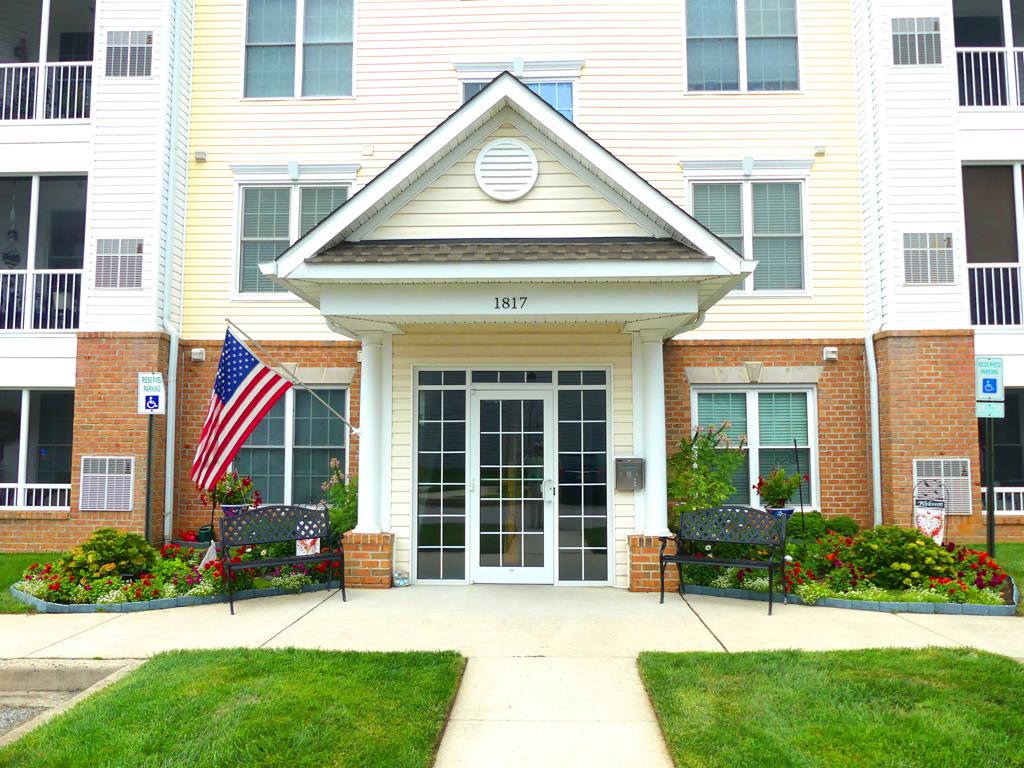 1817 Selvin Dr #401 & #7 Garage Property Photo 27
