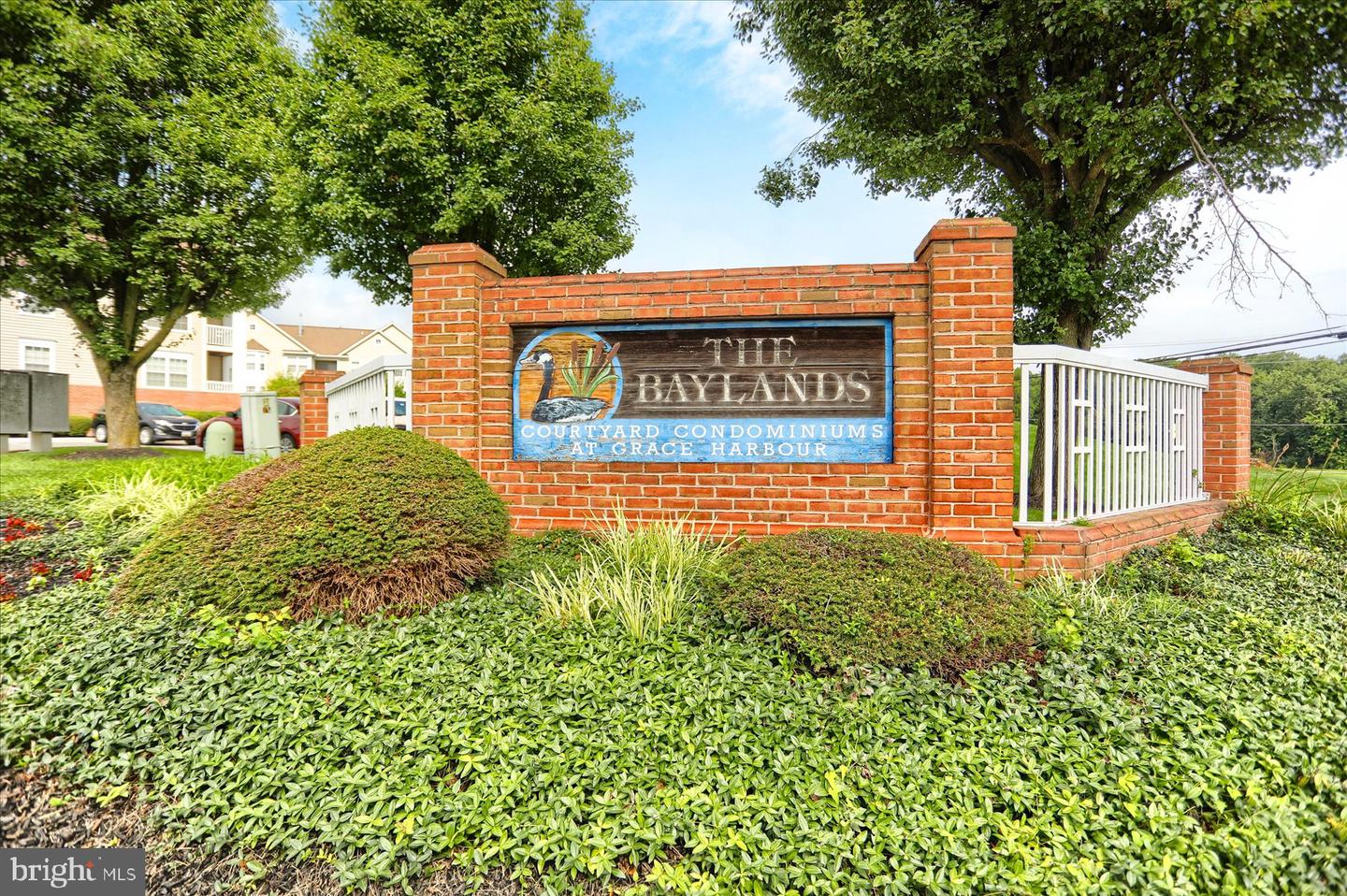 110 Bayland Dr #e Property Photo 1