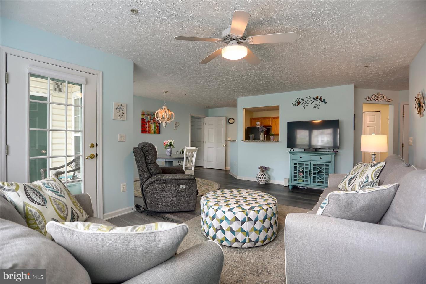 110 Bayland Dr #e Property Photo 11