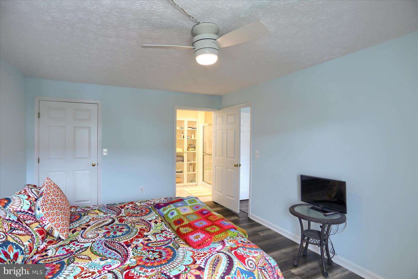 110 Bayland Dr #e Property Photo 22