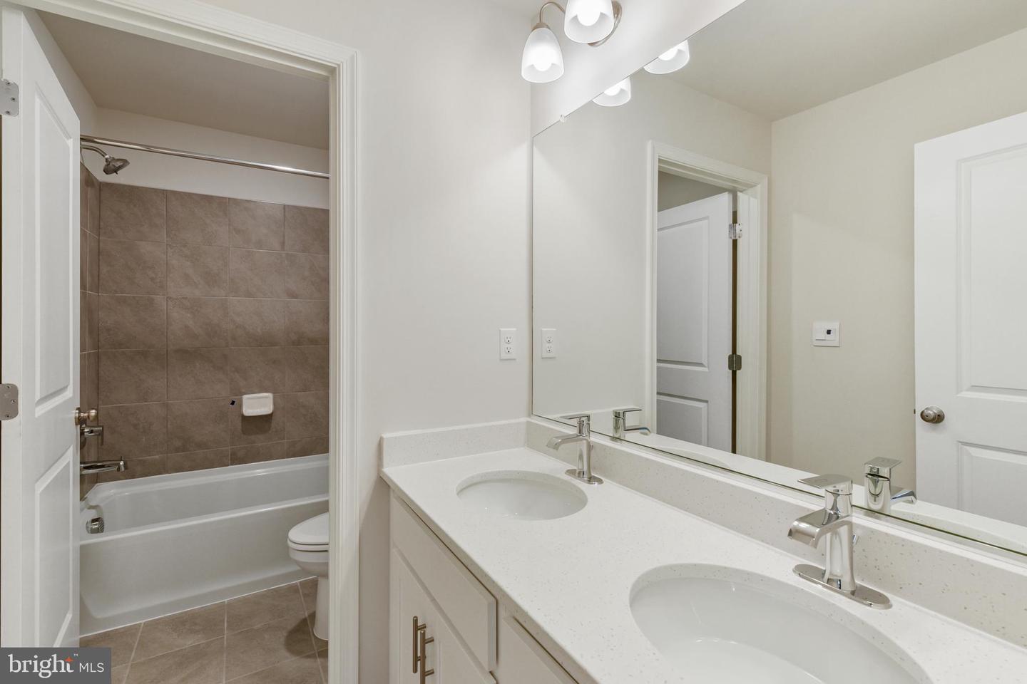 1717 Carver Cir Property Photo 21