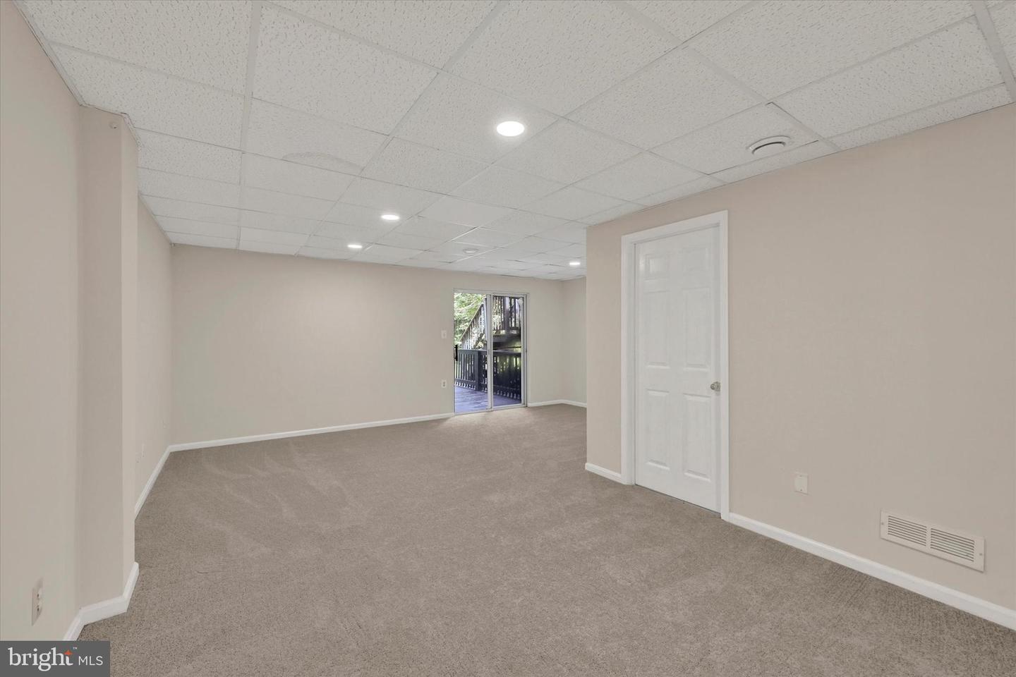 636 Nanticoke Ct Property Photo 23