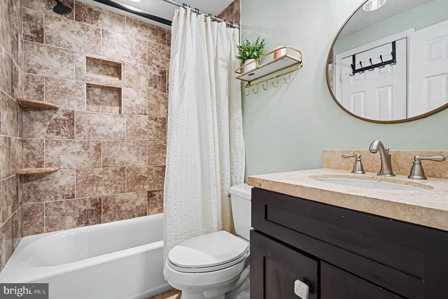107 Laurel Valley Ct Property Photo 21