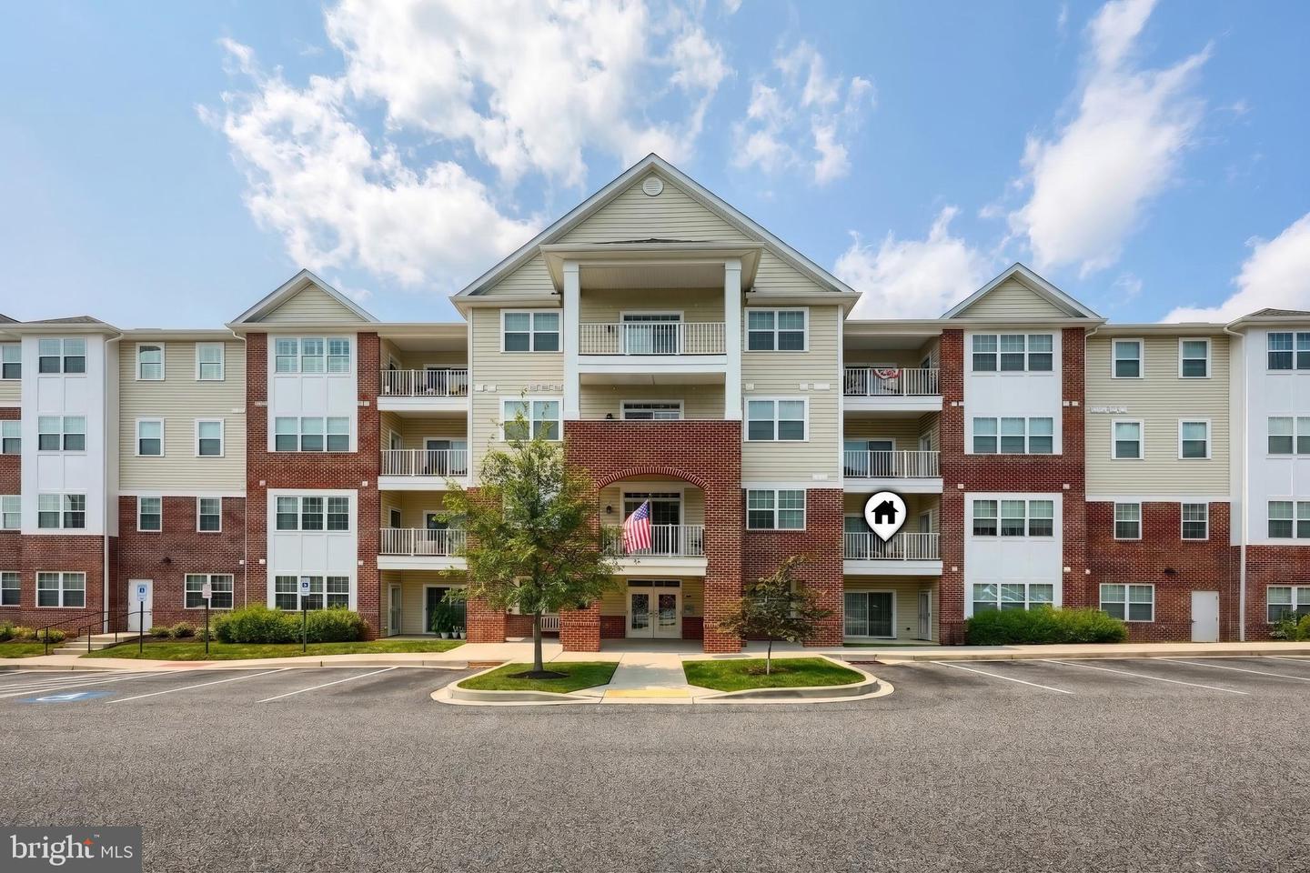 636 Wallingford Rd #2b Property Photo 1