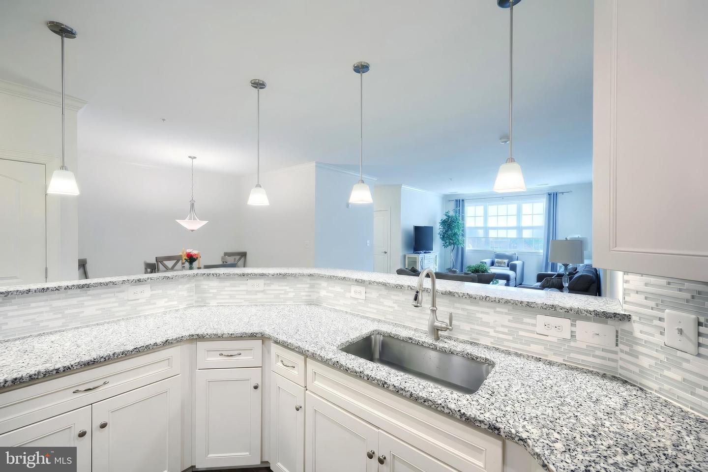 636 Wallingford Rd #2b Property Photo 13