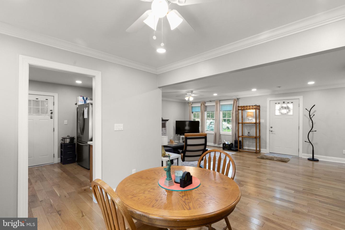 301 Irish Ln Property Photo 19