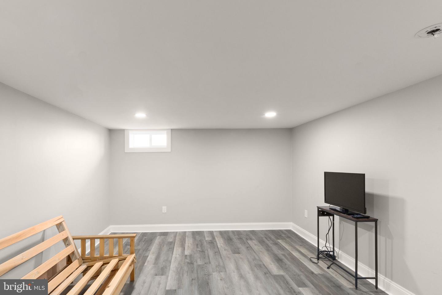 301 Irish Ln Property Photo 29