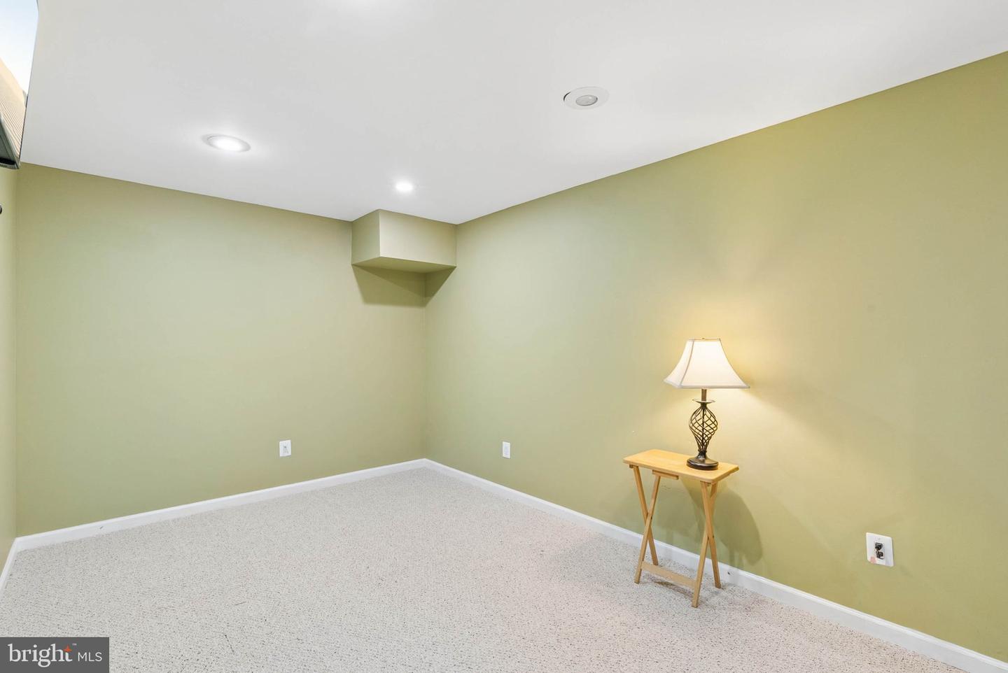 301 Avatar Ct Property Photo 46