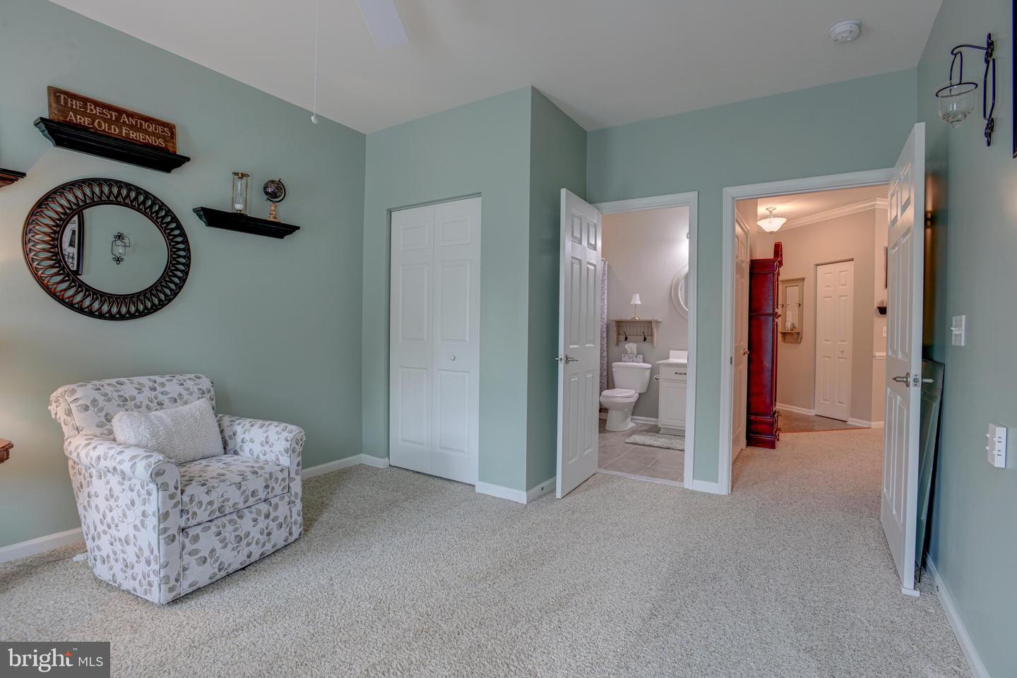 635 Wallingford Rd #302 Property Photo 24