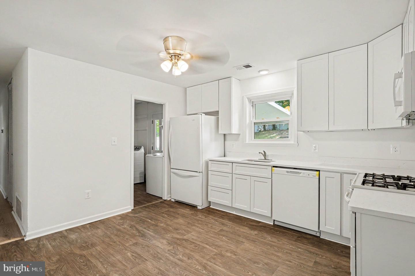 627 Sequoia Dr Property Photo 10