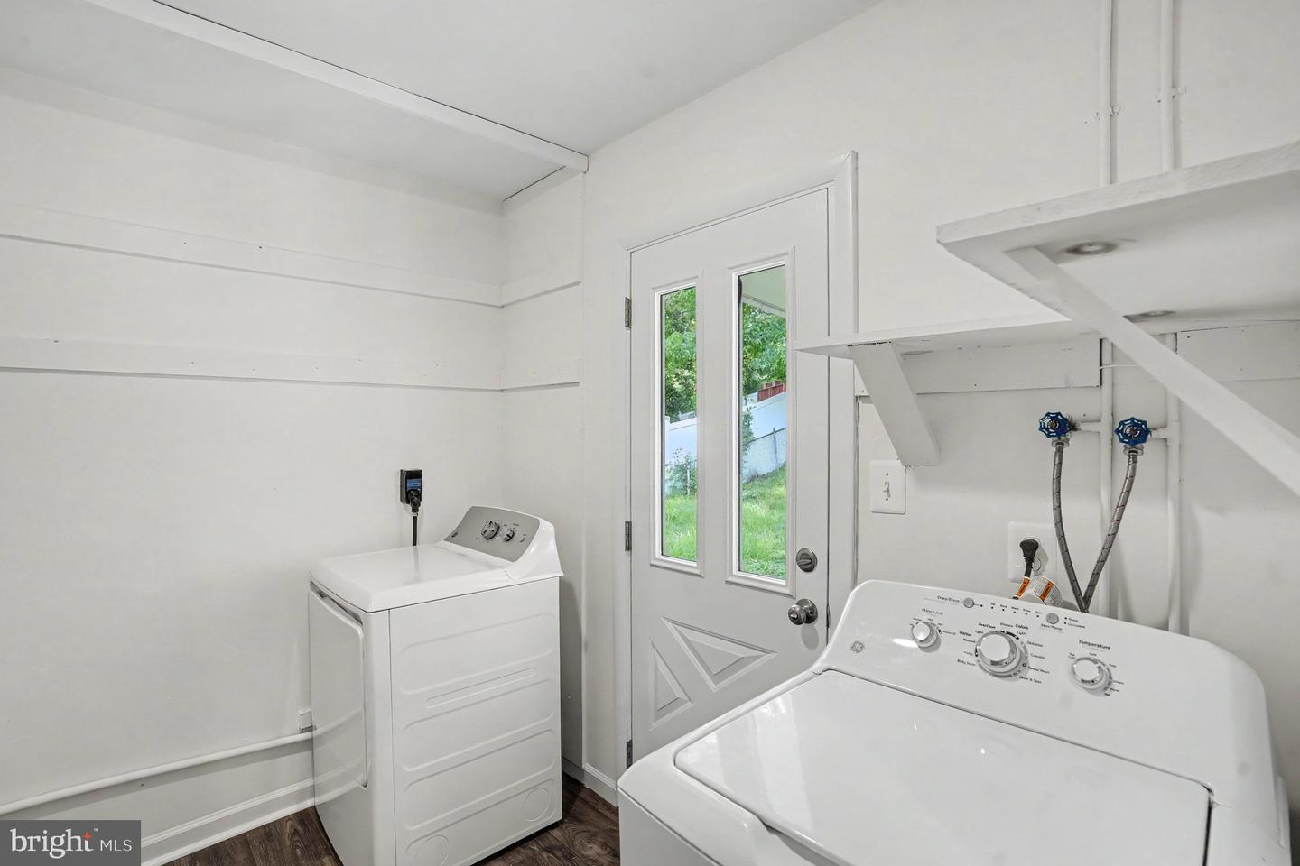 627 Sequoia Dr Property Photo 38
