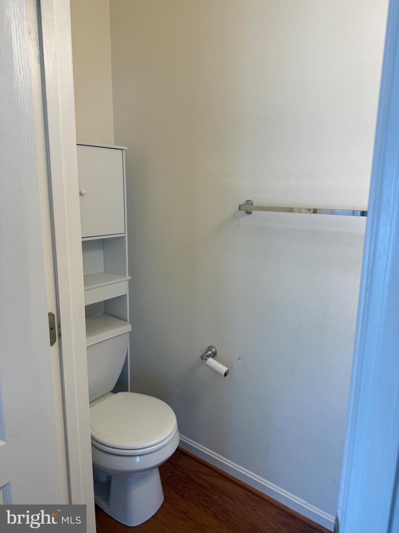 557 Kirkcaldy Way Property Photo 7