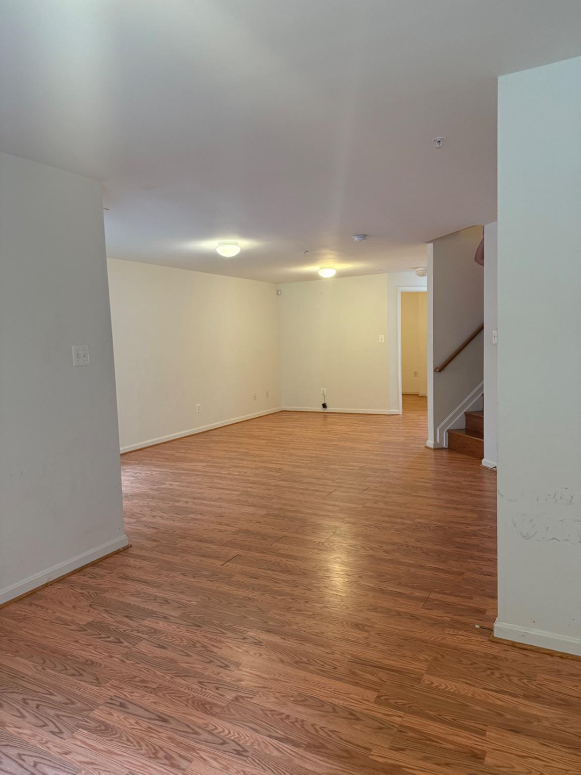 557 Kirkcaldy Way Property Photo 31