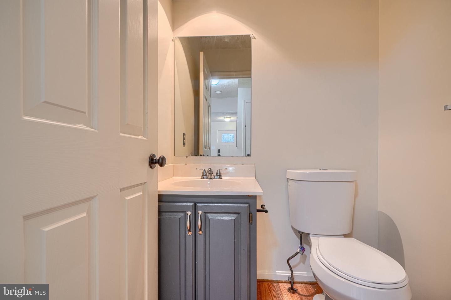 412 Darby Ln Property Photo 18