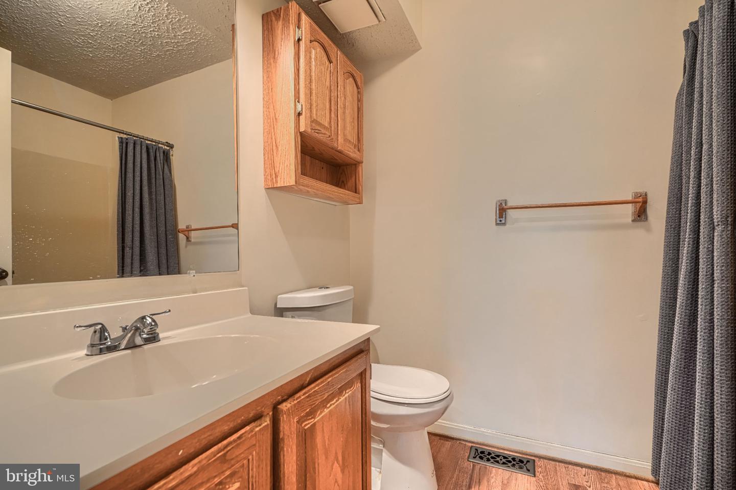 412 Darby Ln Property Photo 29